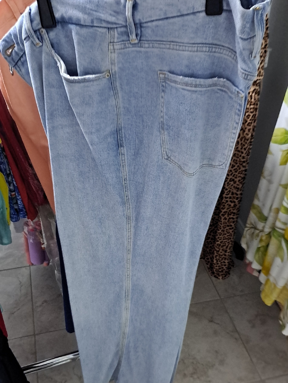 Light Wash High-Waist Wide Leg Jeans